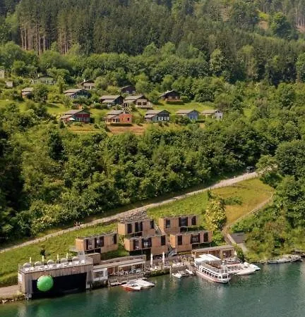 Klimatisierte Familienchalets Eingebettet In Der 샬레