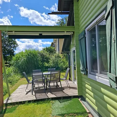 Klimatisierte Familienchalets Eingebettet In Der 샬레 *